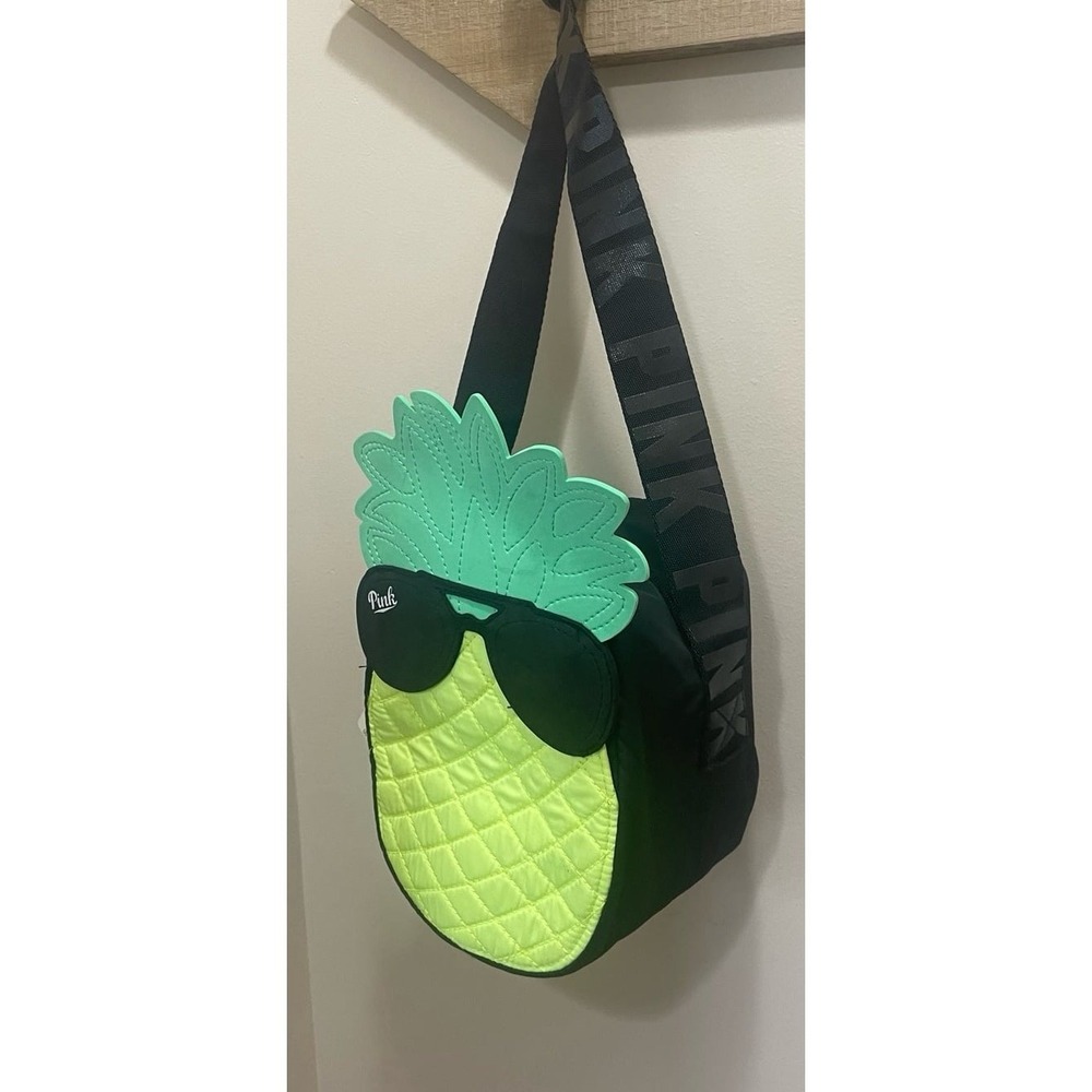 NWT PINK by Victoria's Secret pineapple cooler lunch bag school zip bag NEW